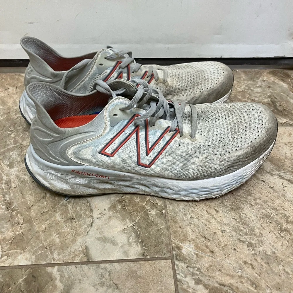 New Balance Fresh Foam 1080v11 tennis shoes